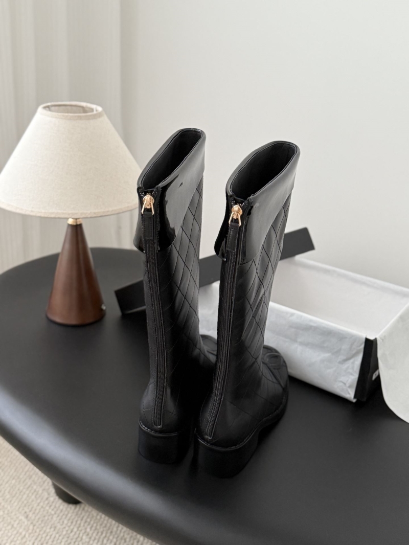 Ch**el boots